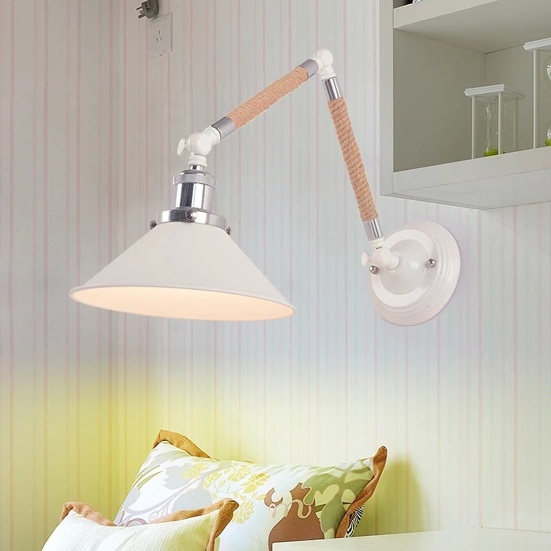 Blanc Conical Task Mur Murce Metal Nordic 1 Bulbe Metal Wall Lightture avec un bras cordé émouvant