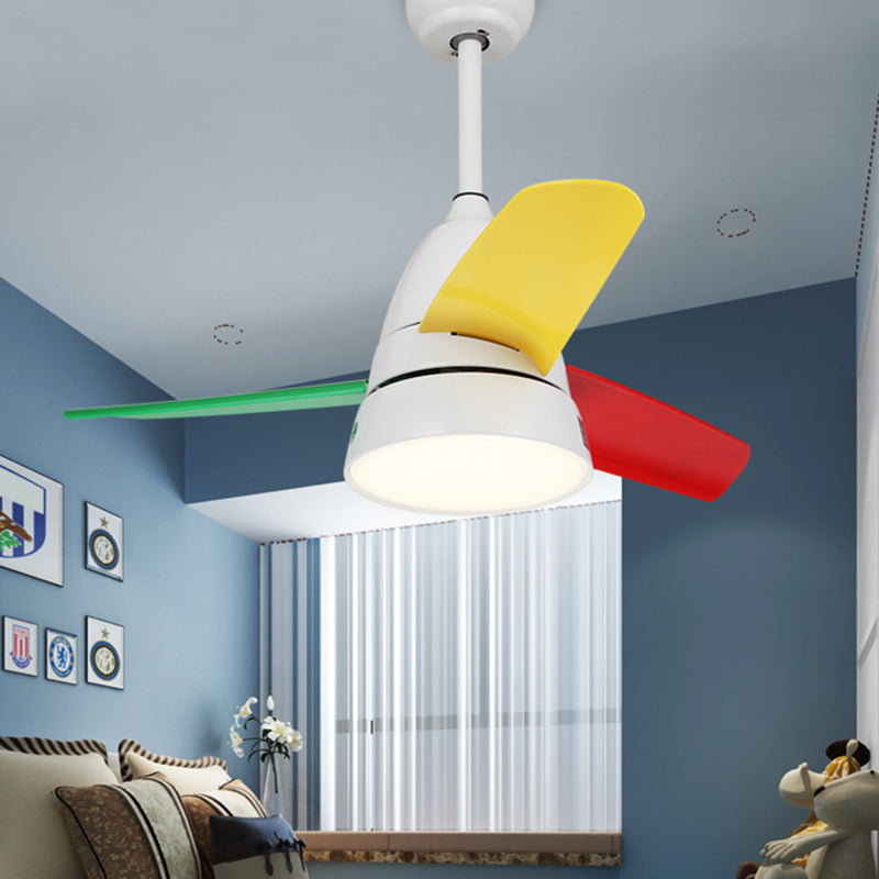 Makkaronstil konisch hängende Lüfter Leuchtmetall Kinderzimmer 26 "breites LED -Halbflush -Deckenlicht, 3 Klingen
