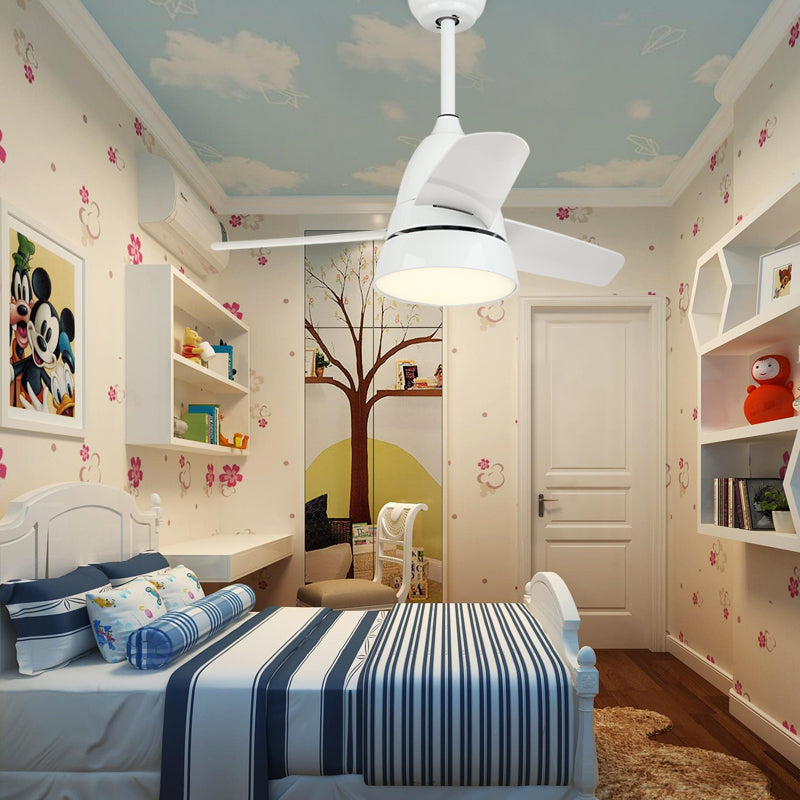 Makkaronstil konisch hängende Lüfter Leuchtmetall Kinderzimmer 26 "breites LED -Halbflush -Deckenlicht, 3 Klingen