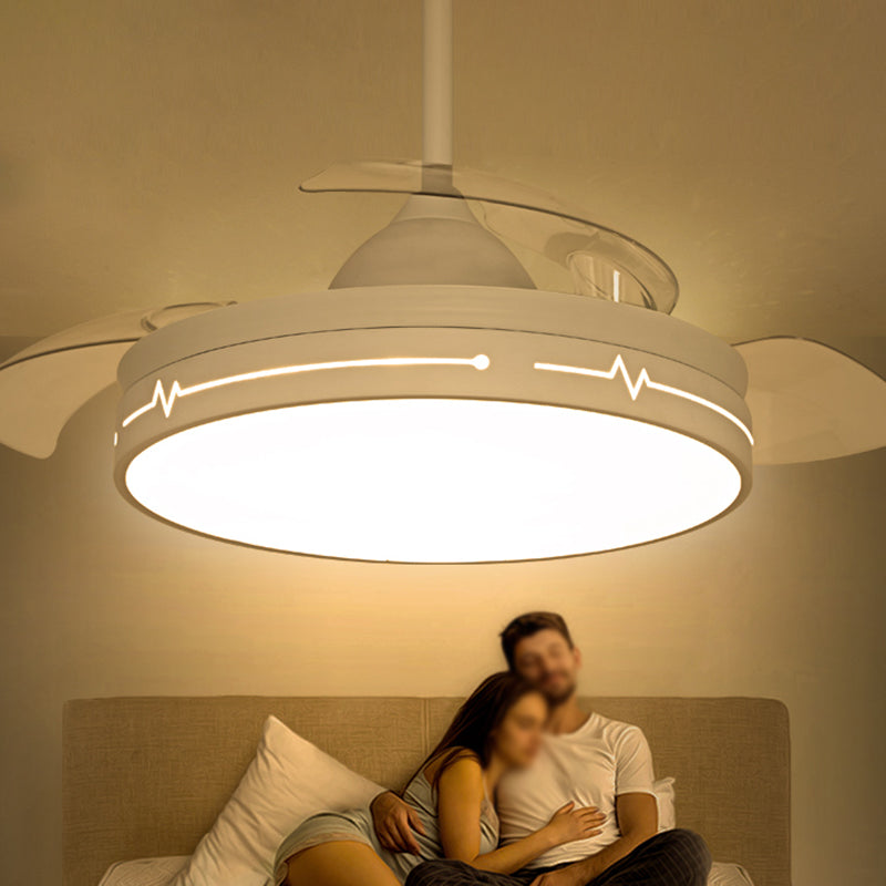 Fernbedienung Runde 3-Blatt-Anhänger-Lüfterlampe Nordic Metall Esszimmer LED SEMI BUSH MOUNT-Deckenleuchte