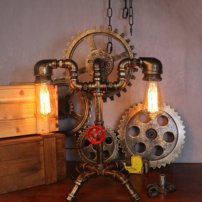 Mesa de bronce de metal con tubo de agua ligera creativa de estilo steampunk lámpara de noche de estilo steampunk