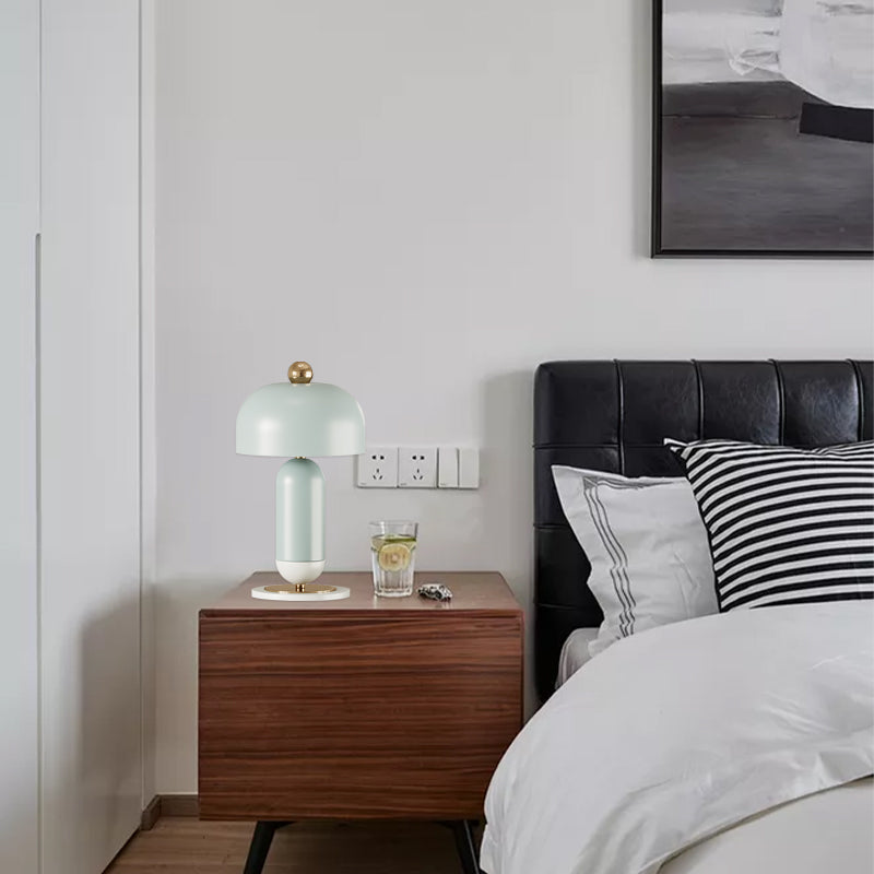 Lampada da tavolo a forma di fungo in metallo stile macaron, 2 luci, luce notturna per camera da letto per ragazze