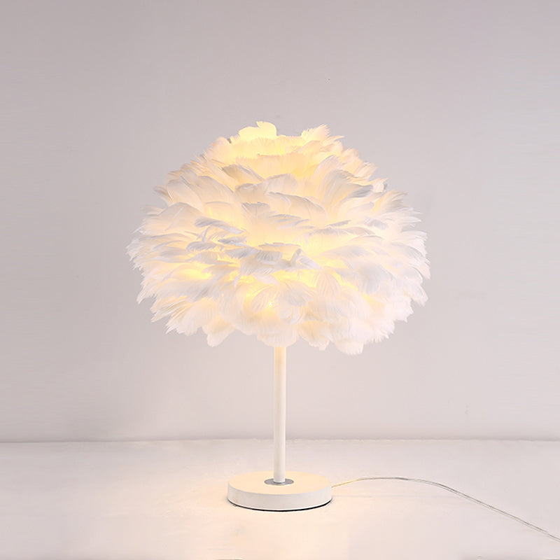 Lampada da tavolo Feather Flower Blossom Lampada da notte contemporanea a lampadina singola per camera da letto