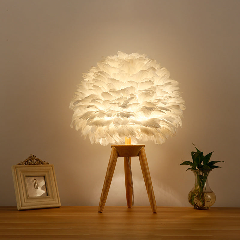 Lampada da tavolo Feather Flower Blossom Lampada da notte contemporanea a lampadina singola per camera da letto