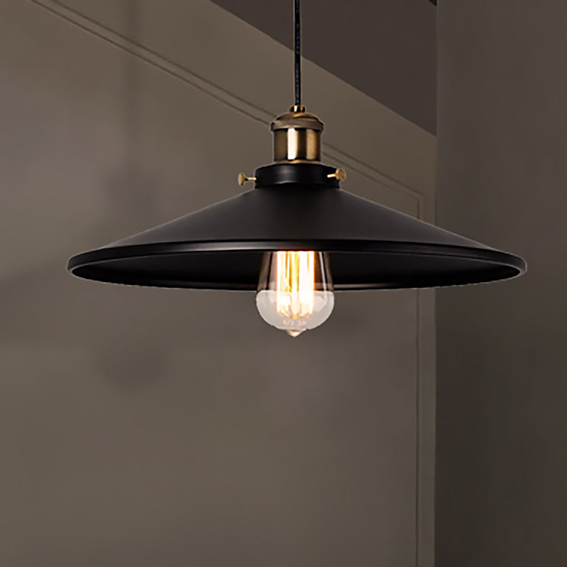 Loft Stylish Saucer Pendant Ceiling Light 8.5"/10" Diameter 1 Head Metallic Hanging Lamp in Black for Foyer