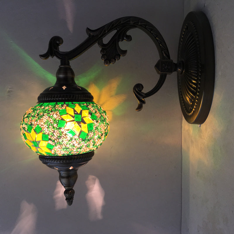 Illuminazione a parete armata tradizionale metallo 1 lampadina in bronzo di bronzo con tonalità di vetro verde globale