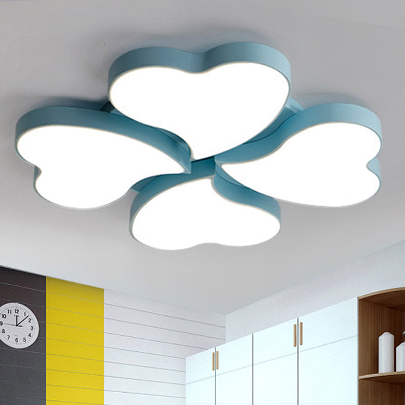 Plafonnier en forme de cœur en acrylique, plafonnier LED Art déco en blanc pour chambre à coucher