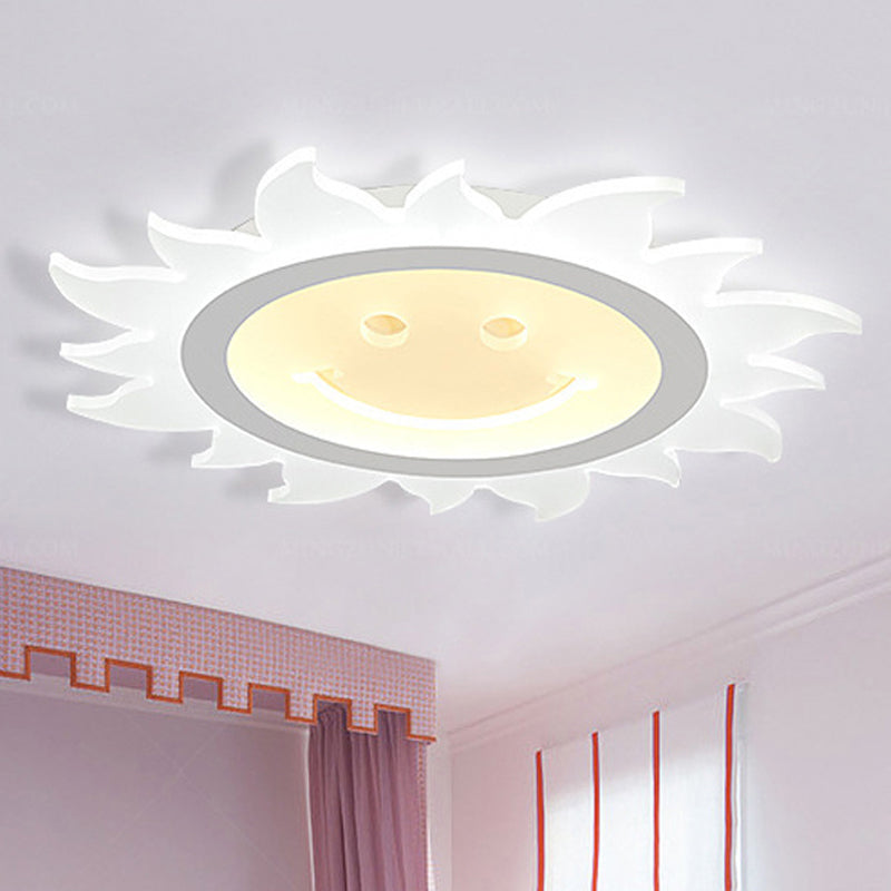 Plafonnier LED blanc en acrylique avec soleil souriant, joli plafonnier pour chambre d'enfant