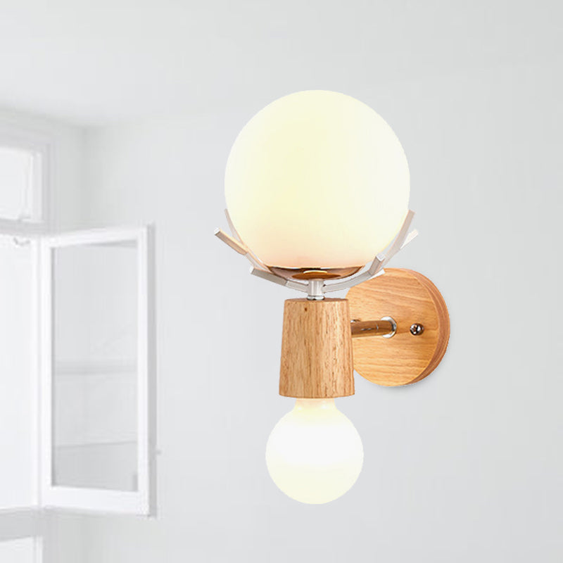 Luce di applique in globo bianco con corna lampada da parete in vetro in legno rustico con base beige per scale