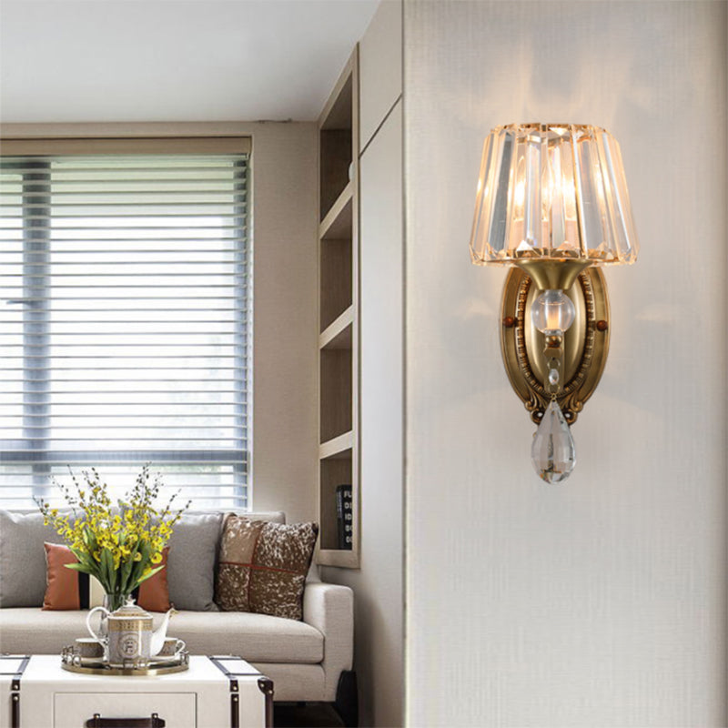 Postmoderne konische Kristallblockwandhalterung Licht 1/2 Lichter Leuchten Leuchten in Messing für Wohnzimmer