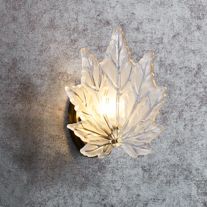Maple Leaf Bedroom Wall Light Clear Crystal 1 Head Contemporary Wall Sconce Fixture with Round Backplate in Gold