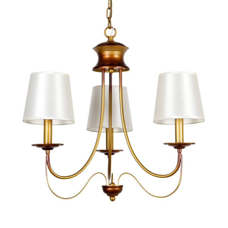 3/5/6 lichten messing afwerking hangende kroonluchter traditioneel conisch plafondlicht met witte stoflampschaduw