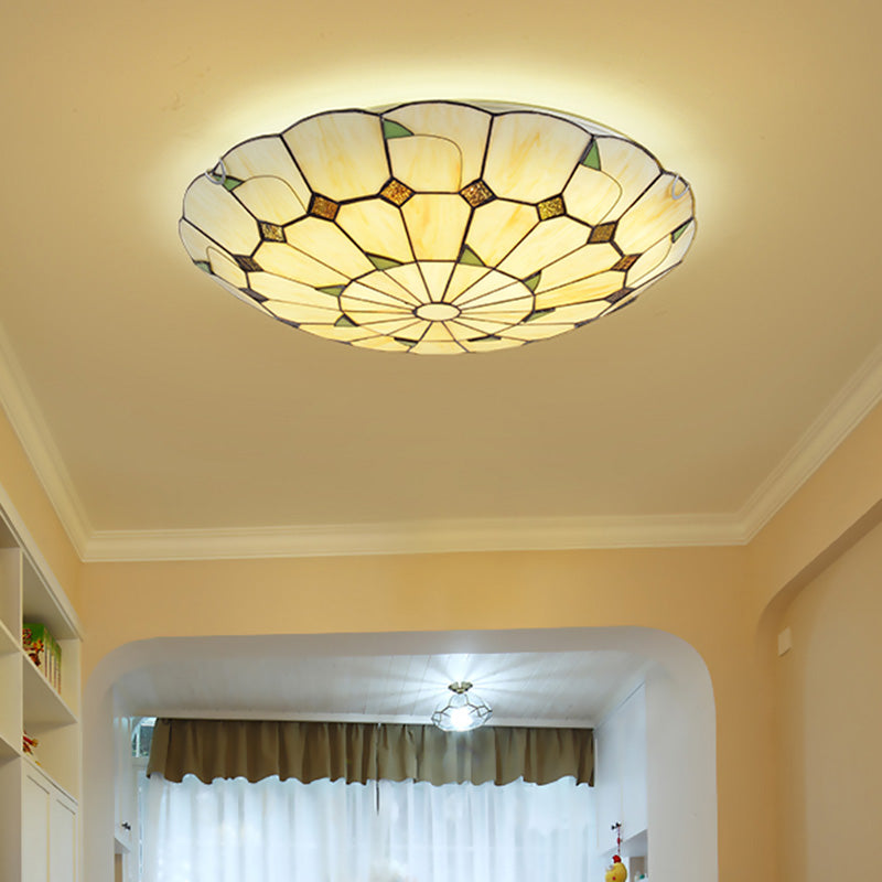 Lámpara de techo Tiffany con patrón de hojas, lámpara LED de montaje empotrado con pantalla de vitral Retro para dormitorio y sala de estar