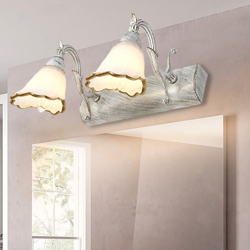 Lampada da parete del bagno del bagno Classic Opal Glass 2/3/4 Luci Bronzo/Luce di trucco bianco