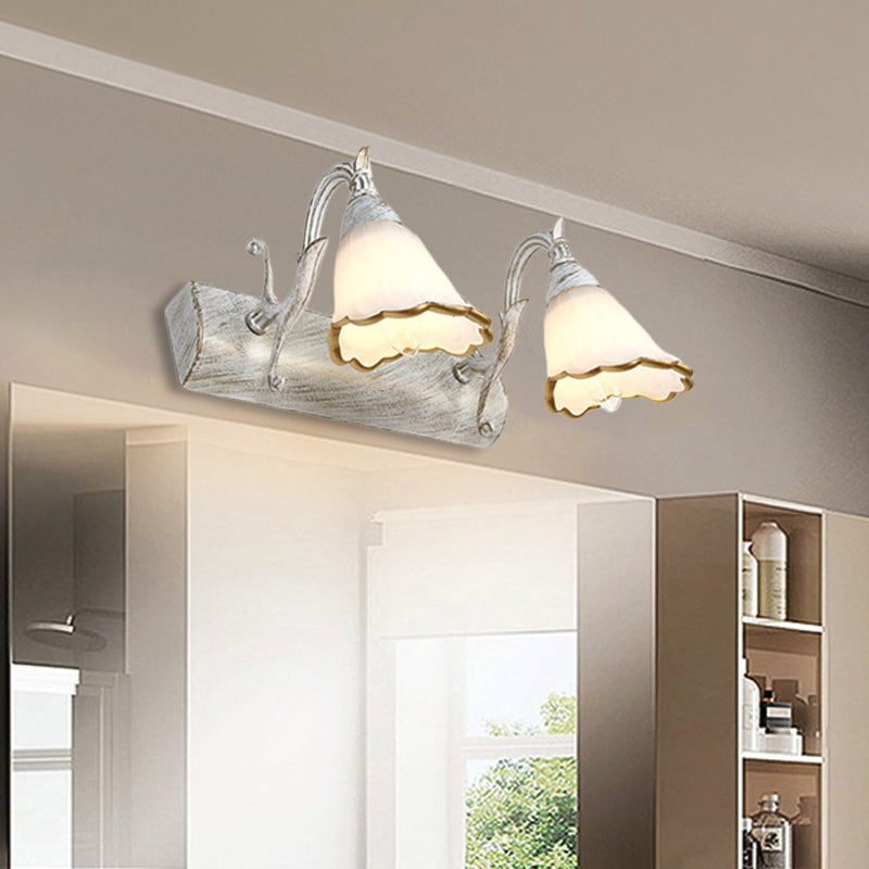 Lampada da parete del bagno del bagno Classic Opal Glass 2/3/4 Luci Bronzo/Luce di trucco bianco