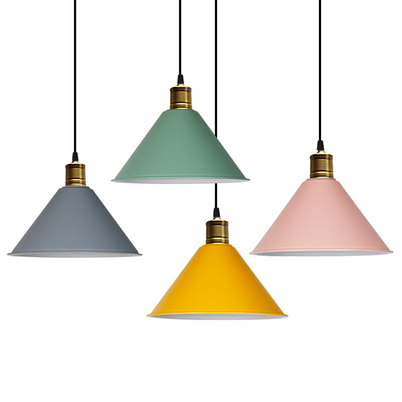 Metal Tapered Hanging Light Nordic Modern Style 1 Light Restaurant Ceiling Pendant Lamp