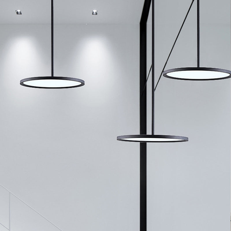 Éclair de plafond à LED à ombre plate Light acrylique Prendant minimaliste avec tige suspendue