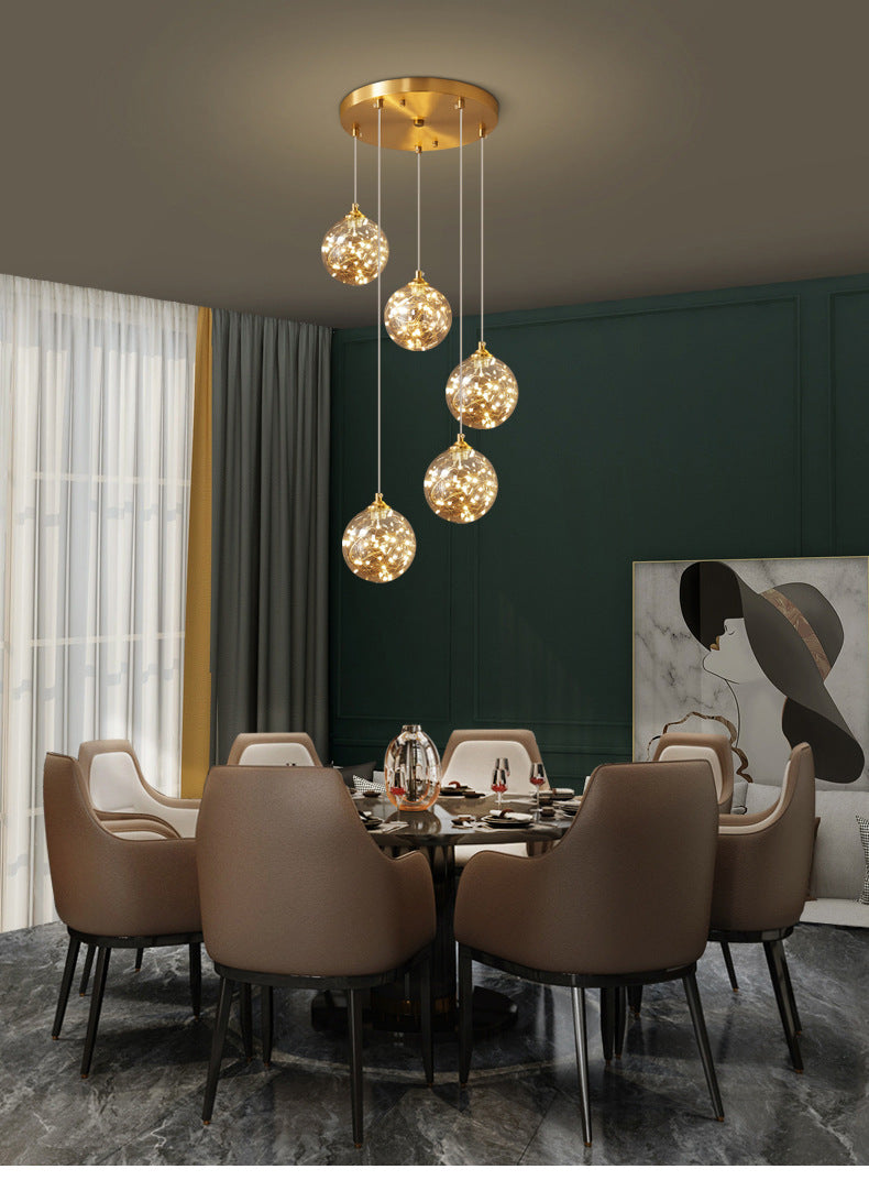 Lámpara de suspensión global de acabado de latón Nordic Amber Glass Led Starry Pends Lighting for Bedroom