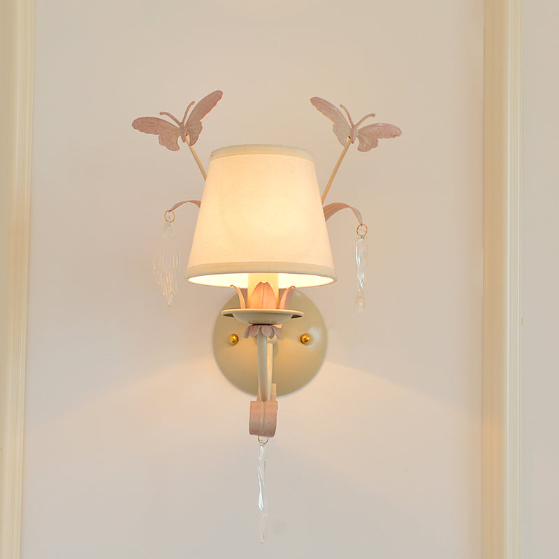 1 Glühbirne konische Wandlampe modernistische Metall- und Kristallleuchten mit/ohne Schatten im weißen Finish