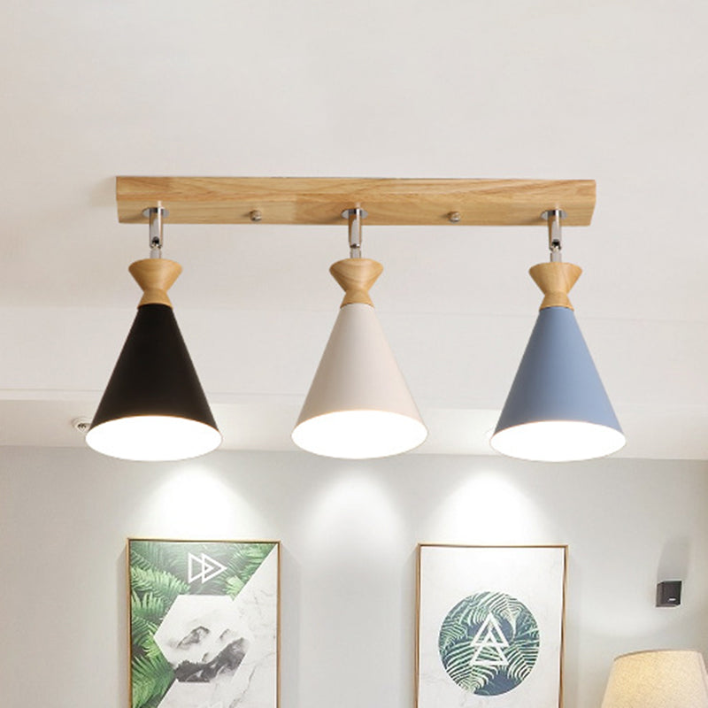 Woonkamer plafondmontage verlichtingsarmatuur modern beige dicht bij plafondverlichting met kegel metalen schaduw