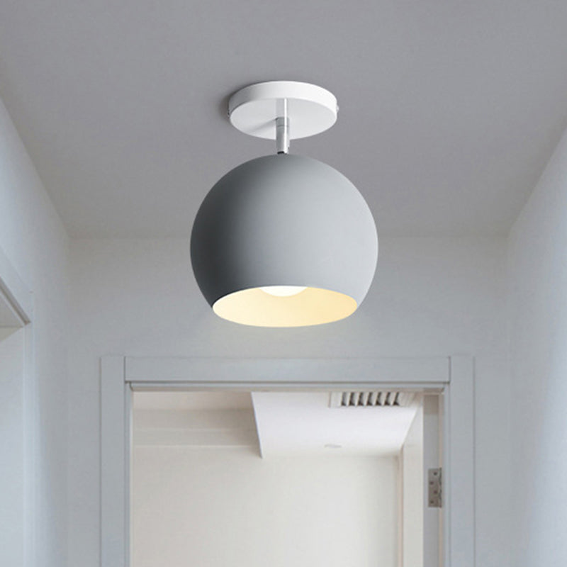 Allée ronde près du plafond, éclairage en métal de style nordique, plafonnier encastré