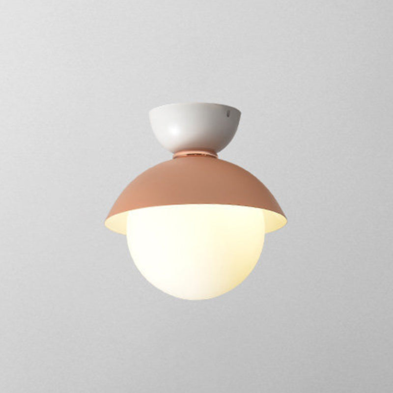 Runde Deckeneinbauleuchte im nordischen Stil aus Metall in Deckennähe