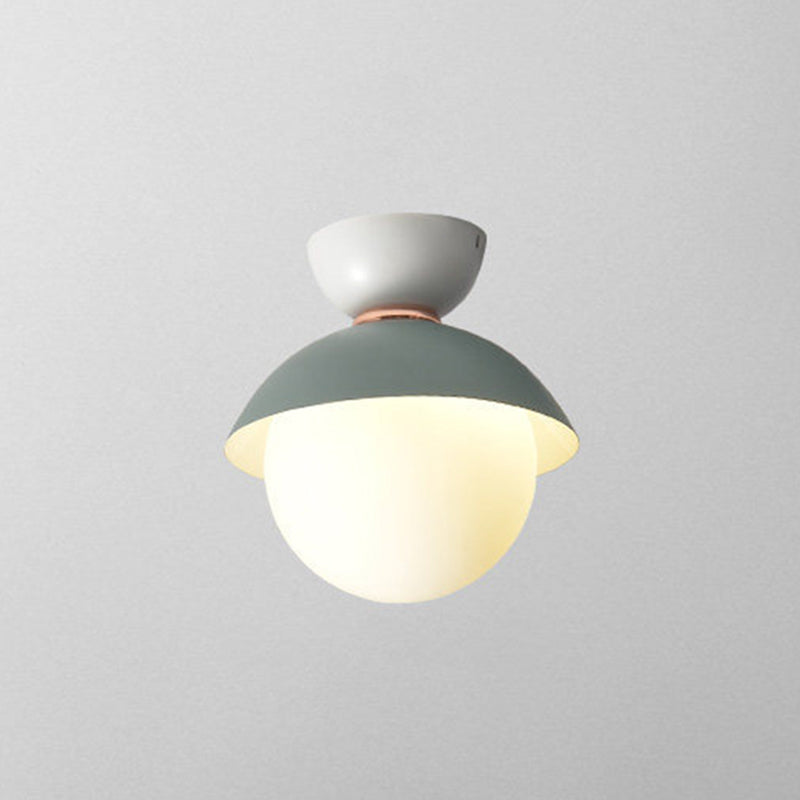 Runde Deckeneinbauleuchte im nordischen Stil aus Metall in Deckennähe