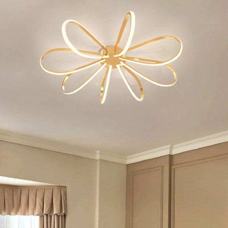 Petal Acrylic Flush Mount Ceiling Light Modern LED Gold Flush Ceiling Light Fixture