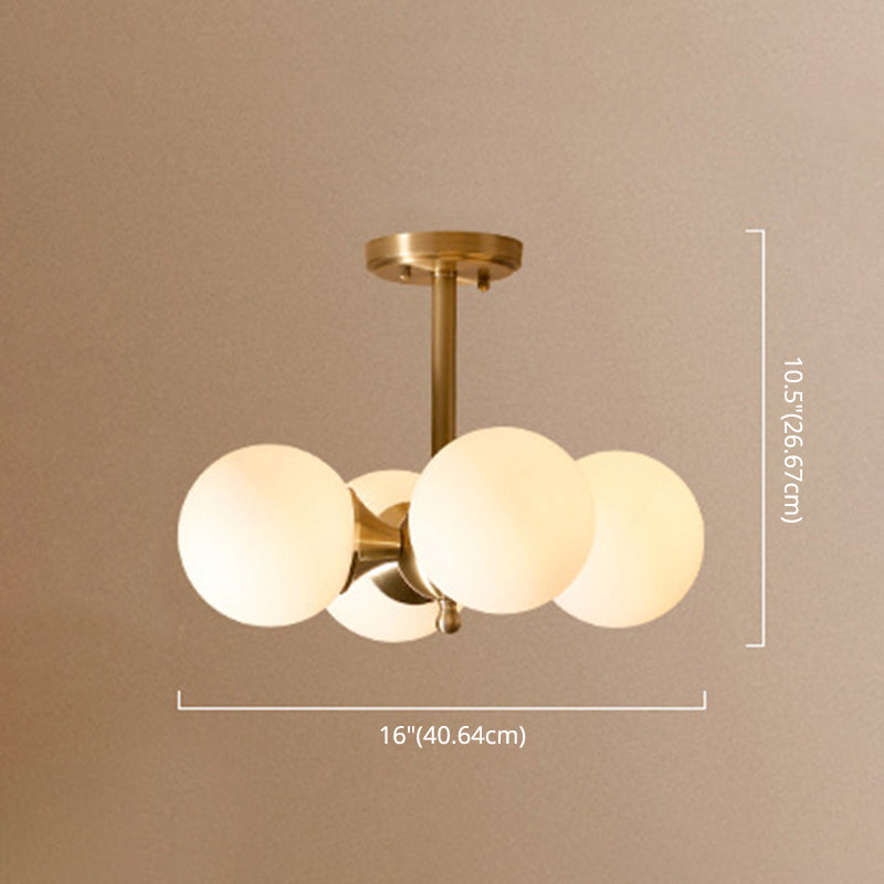 Postmoderne Metallhänge Kronleuchter leichter Opalglas Schatten 4 Licht Deckenkroren in Gold für Schlafzimmer