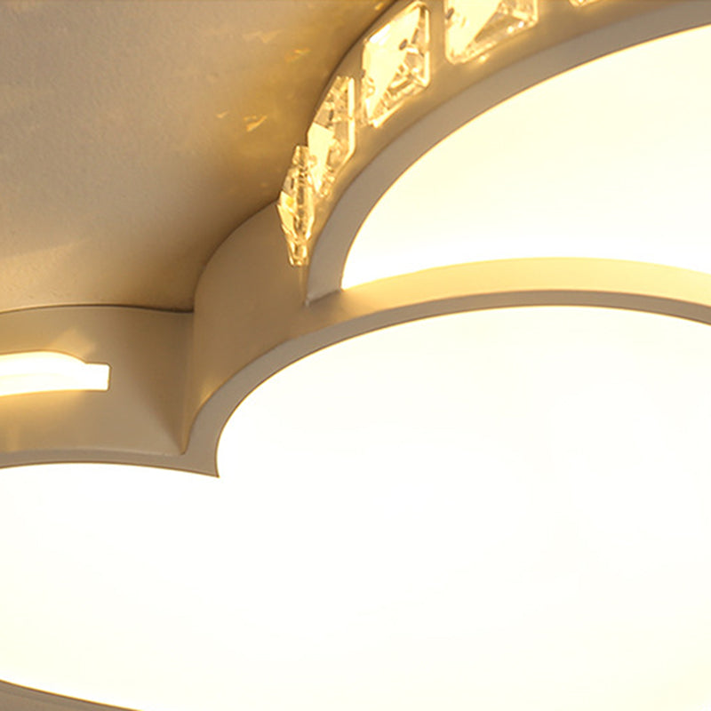 20.5"/24.5" W LED Heart Flush Mount Lamp Simple White Acrylic Ceiling Light Fixture for Bedroom in Warm/White/3 Color Light