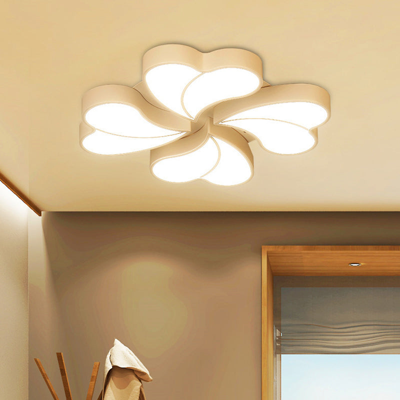 White Floral Flushmount Ceiling Lamp Modern Style Metal LED Flush Mount Lighting for Bedroom