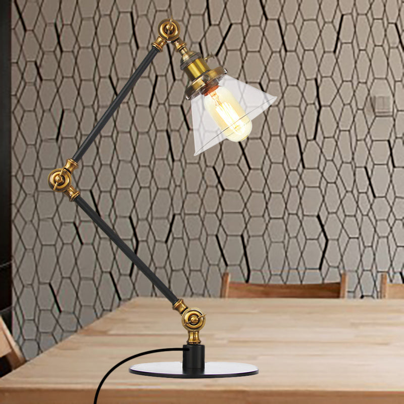 Table conique de style industriel clair Ambre / verre transparent et métal 1 lampe de table de chambre à coucher légère avec bras réglable en noir / laiton
