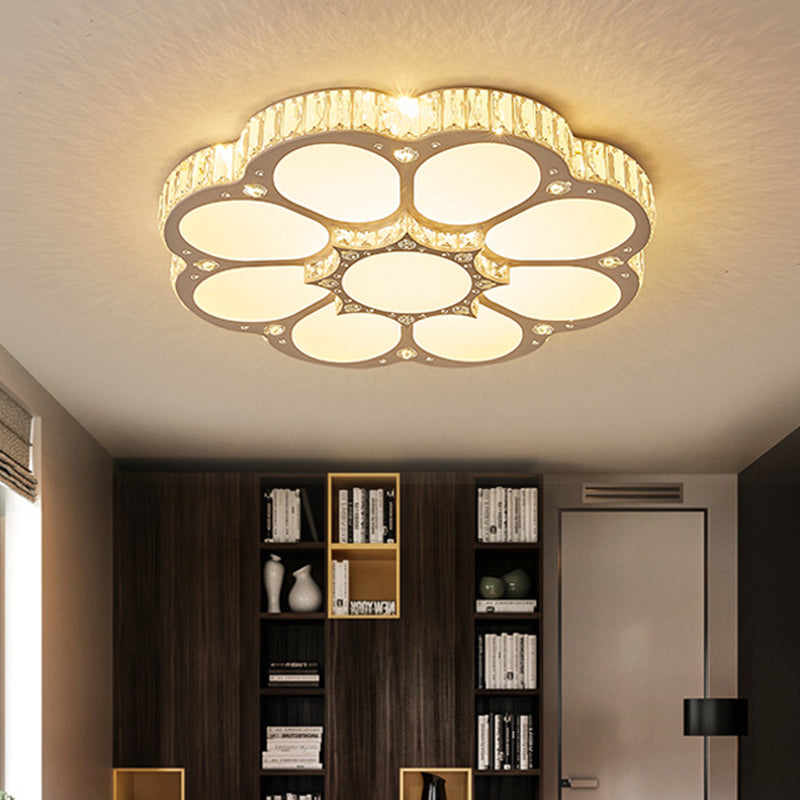 19.5"/23.5“/31.5“ W LED Flush Ceiling Light Modern Petal Crystal Flush Mount Lighting in White for Bedroom