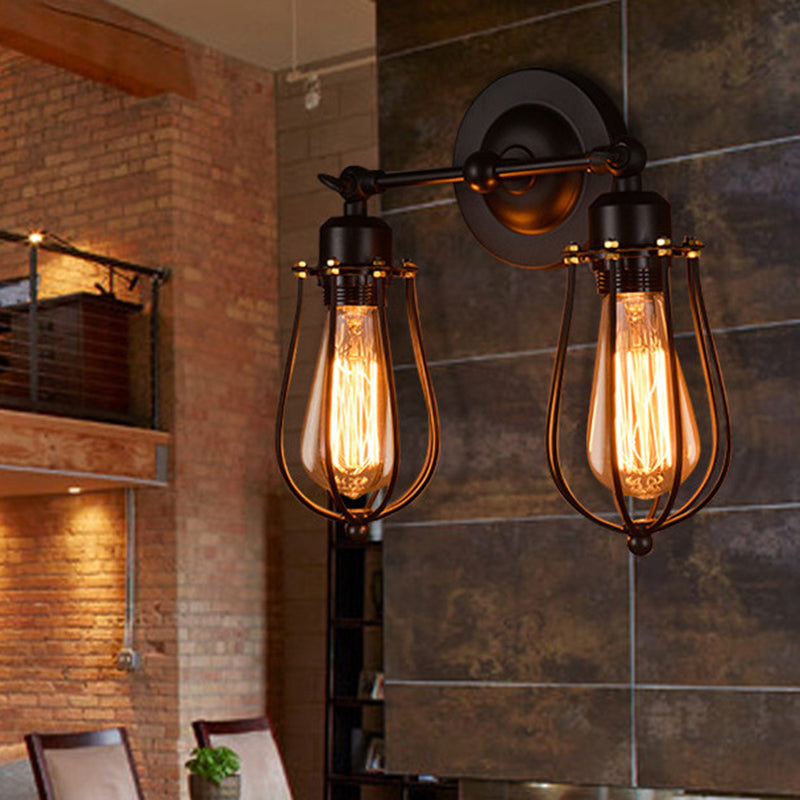 Industrielle Metallwand montierte Waschtischlichter 2 Köpfe über Spiegel -Waschtischlichtern in Metallkäfig