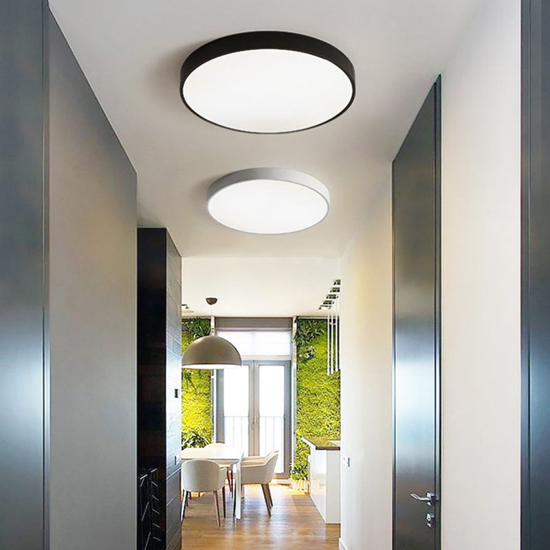 Nordic Style Metal Flush Mount Ceiling Lamp Round Shape LED Flush Mount Lighting for Bedroom