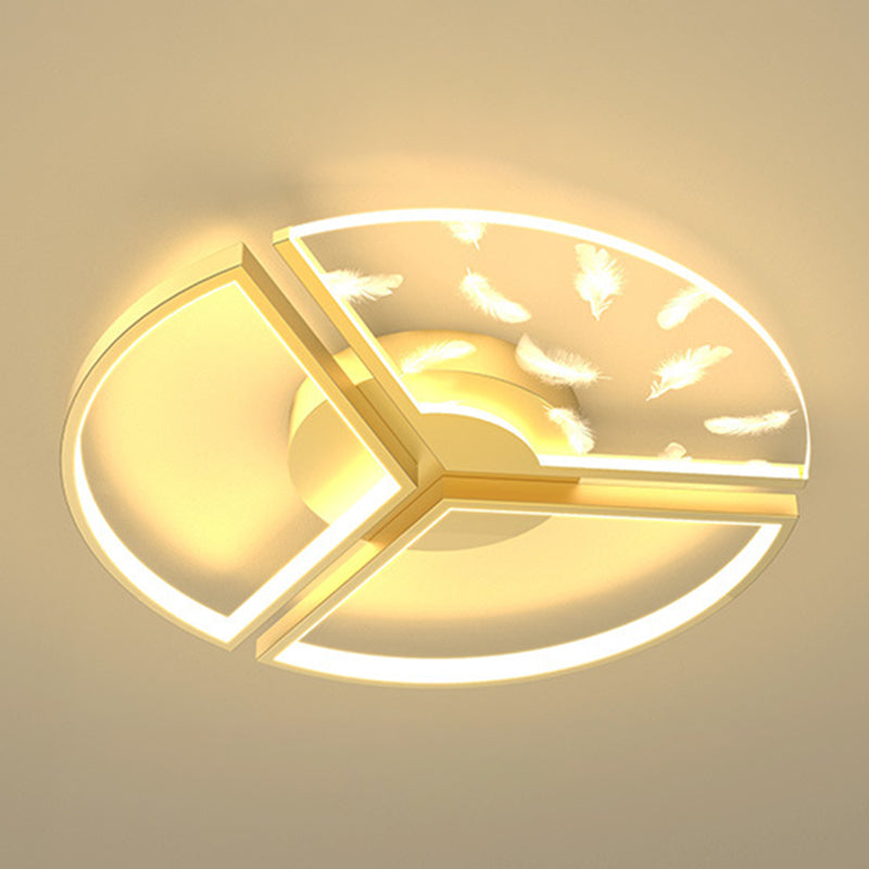 Slaapkamer LED-inbouwlamp Minimalistische gouden plafondlamp met geometrische acrylkap