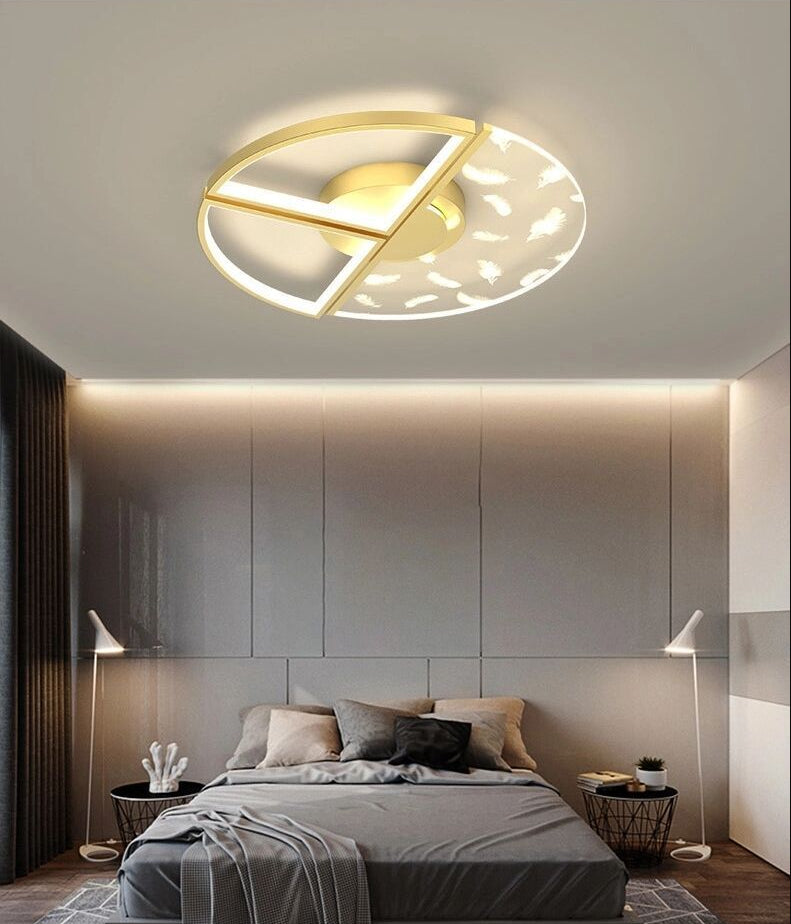 Slaapkamer LED-inbouwlamp Minimalistische gouden plafondlamp met geometrische acrylkap