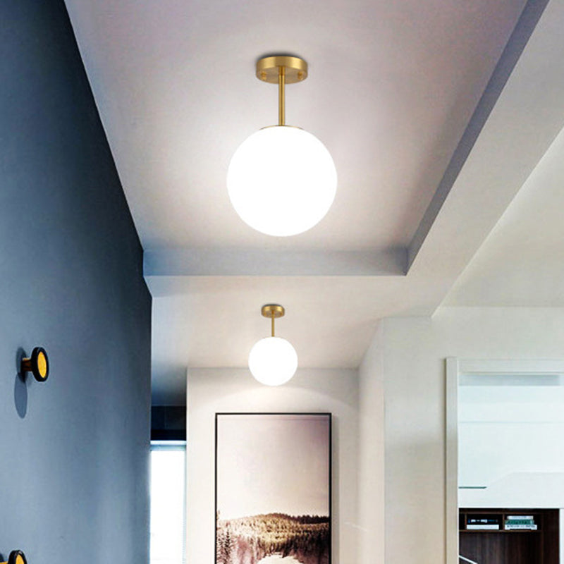 Luminaire semi-encastré sphérique pour couloir, verre blanc, 1 tête, plafonnier de style simple en laiton