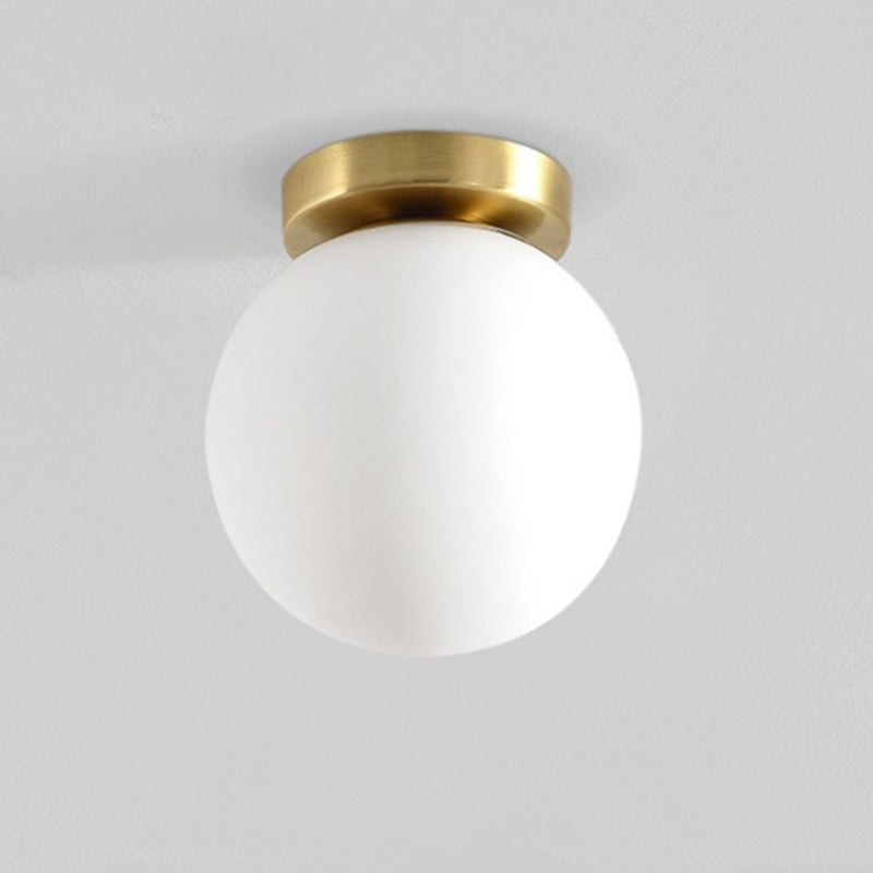 Foyer-inbouwverlichting met één lamp Minimalistische plafondlamp met bolvormige glazen kap