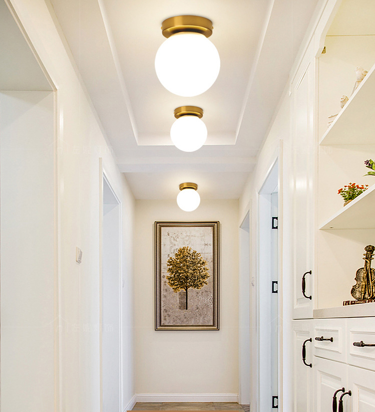 Foyer-inbouwverlichting met één lamp Minimalistische plafondlamp met bolvormige glazen kap