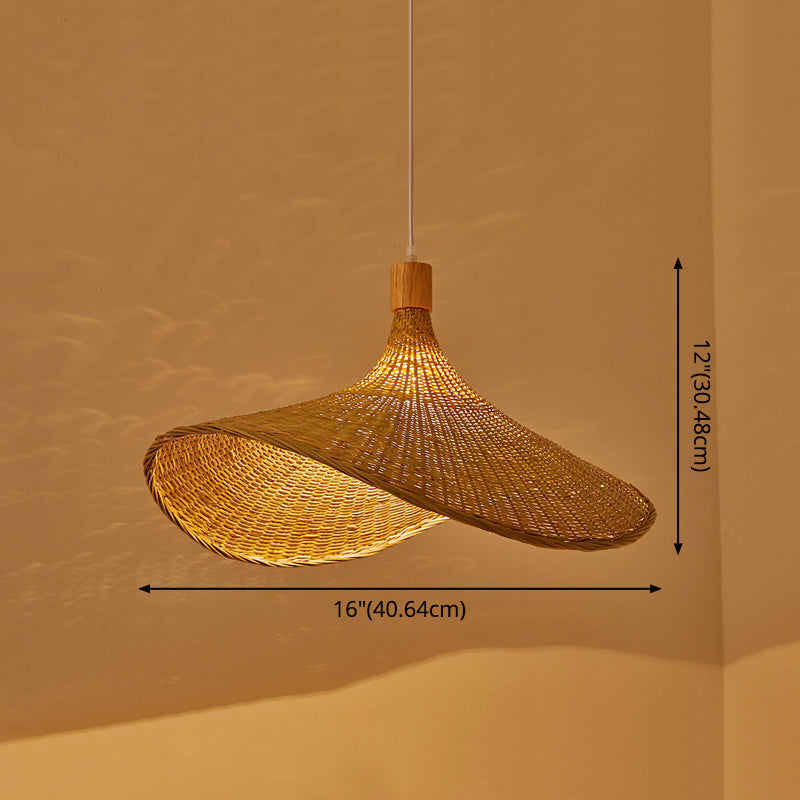 Beige Hut Form Suspension Anhänger Licht zeitgenössischer Stil Rattan Anhänger Beleuchtung