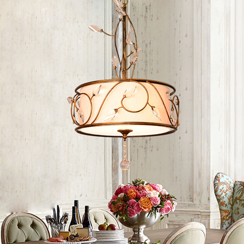 Chandelier de plafond en or de fer 16 "/19,5" Dia 3-Light Round Round Antique Suspension Pendeur avec accent en cristal et ombre de tissu