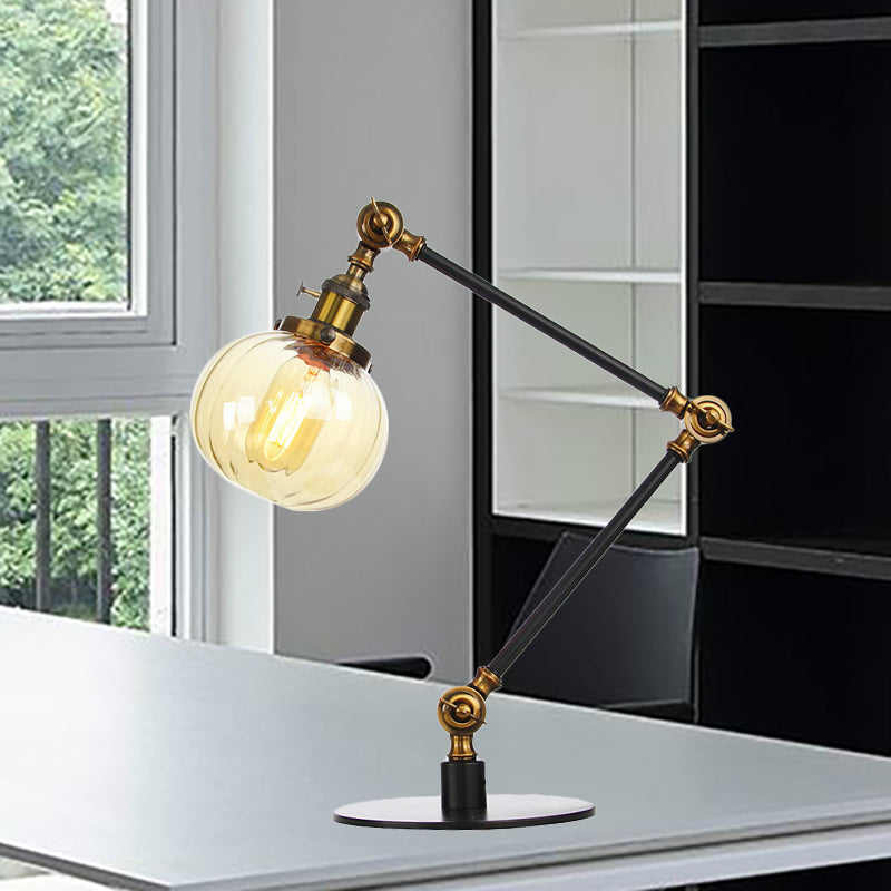 Éclairage de table globale en verre ambre / transparent vintage élégant 1 lampe de table finale noire / bronze claire pour chambre à coucher