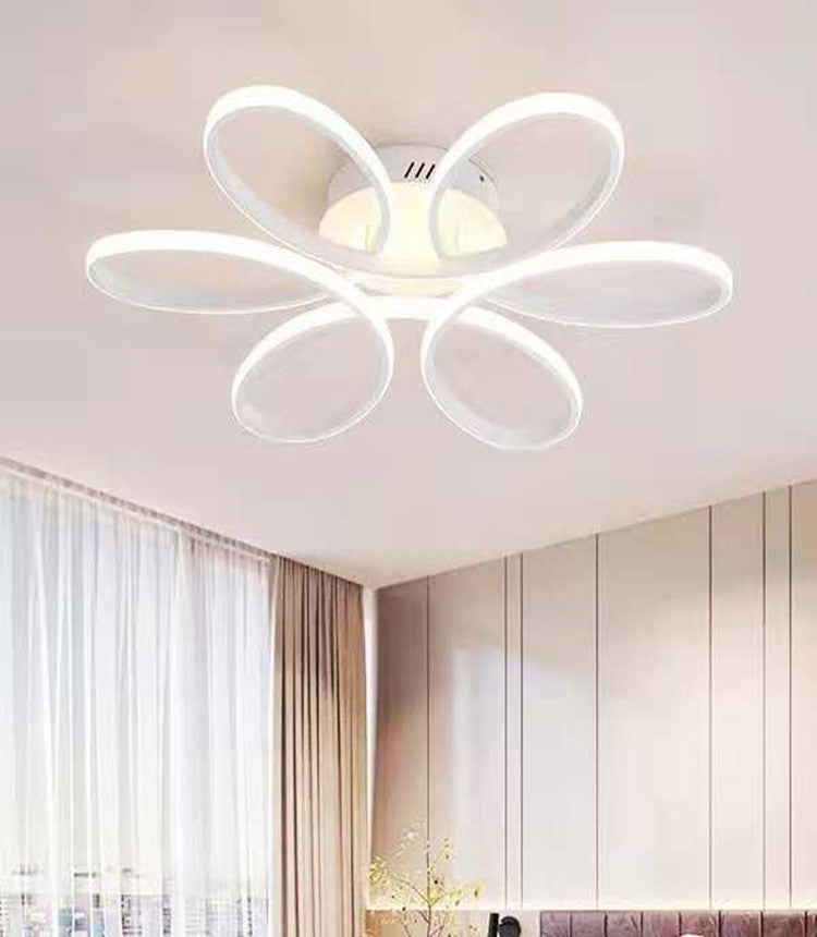 Blumenförmige Halbblöcke Deckenleuchten zeitgenössischer Aluminium Deckenmontage Kronleuchter für Wohnzimmer