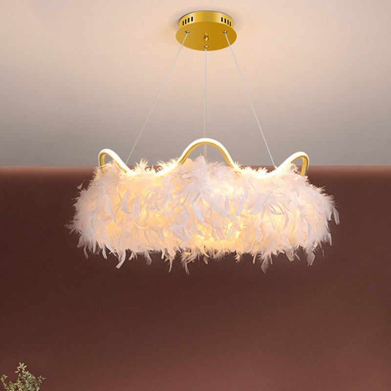 Metallkreis Kronleuchter Beleuchtung Nordic LED Weiß hängender Kronleuchter mit Krondekoration