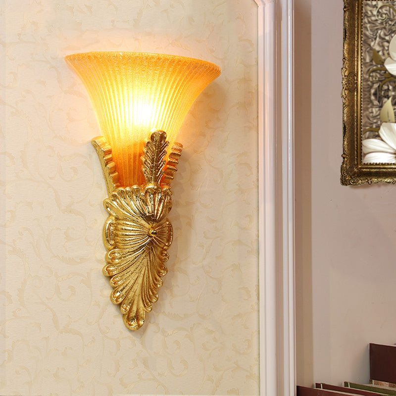 Amber Glass Gold Wall Lighting Flared Single Bulb Colonialism Sconce Light Fixture for Hallway