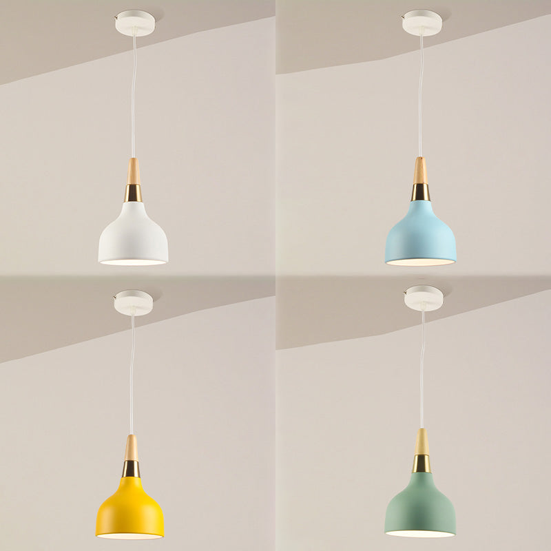 Wooden Top Down Lighting Pendant Nordic Style Metal Ceiling Pendant Lamp for Restaurant