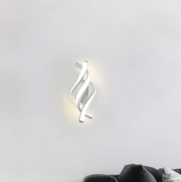 LED minimalistische Wandleuchten leicht kreatives Twist -Form -Wandlicht für Bett