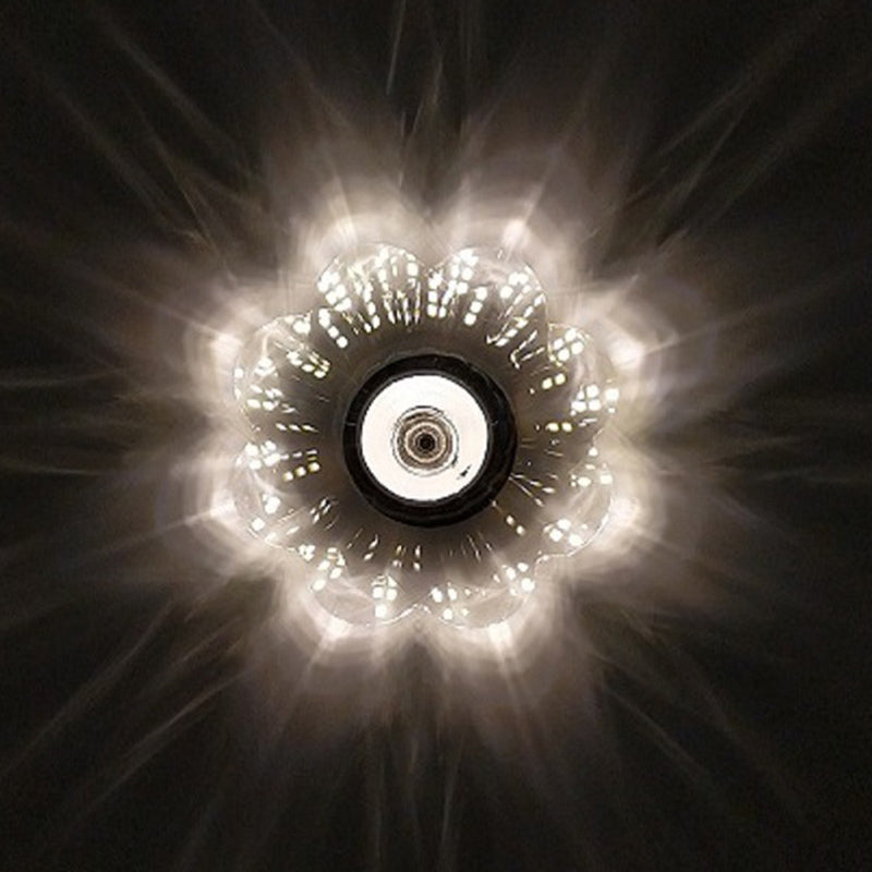 3.9 Zoll breite Mini Kristall Deckenleuchte Moderne Einfachheitsblume geformte Beleuchtungs-Befestigung für Schlafzimmer mit Metallüberdachung