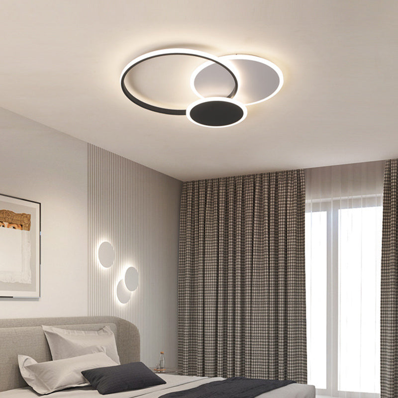 3 Intersecting Rings Shaped LED Ceiling Light Modern Minimalist Metal Plating Flush Mount Lighting Fixture for Dining Room
